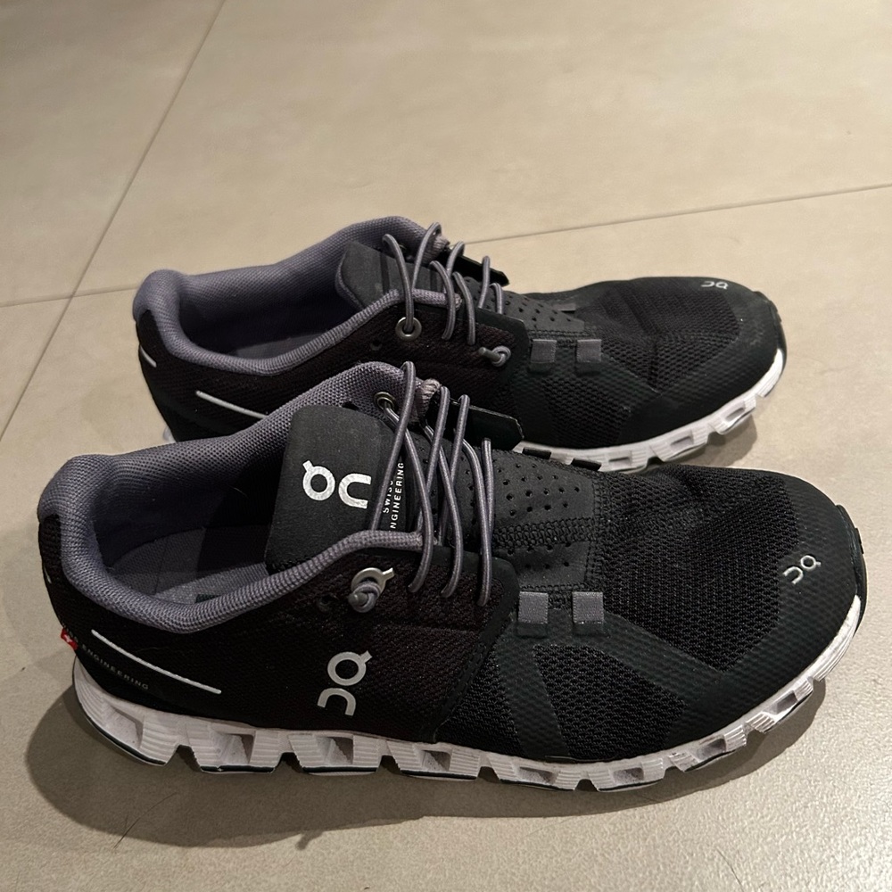 On Running Sneakers
